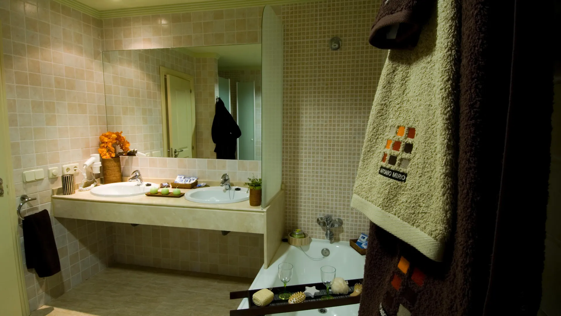 Holiday World Riwo Hotel. Бенальмадена