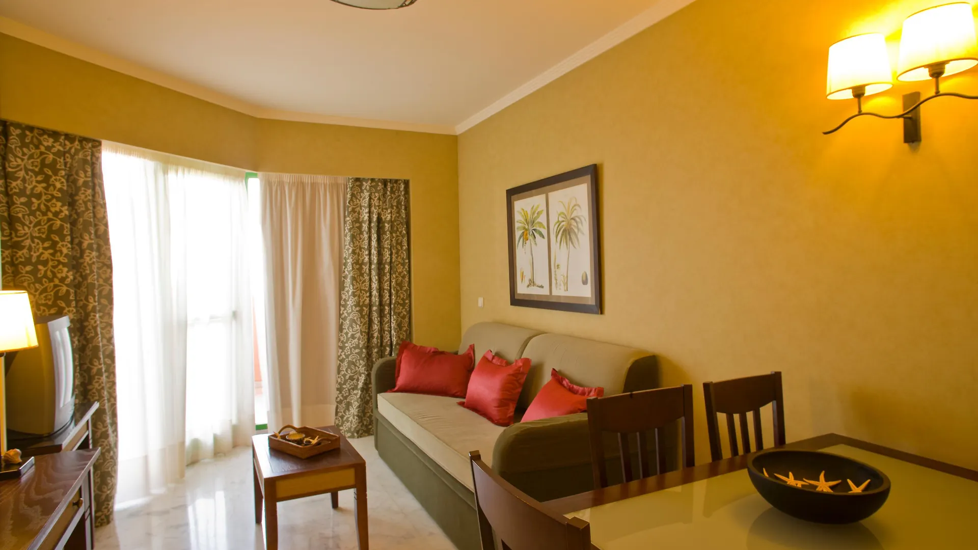 **** Hotel Holiday World Riwo Hotel. Benalmadena Spain