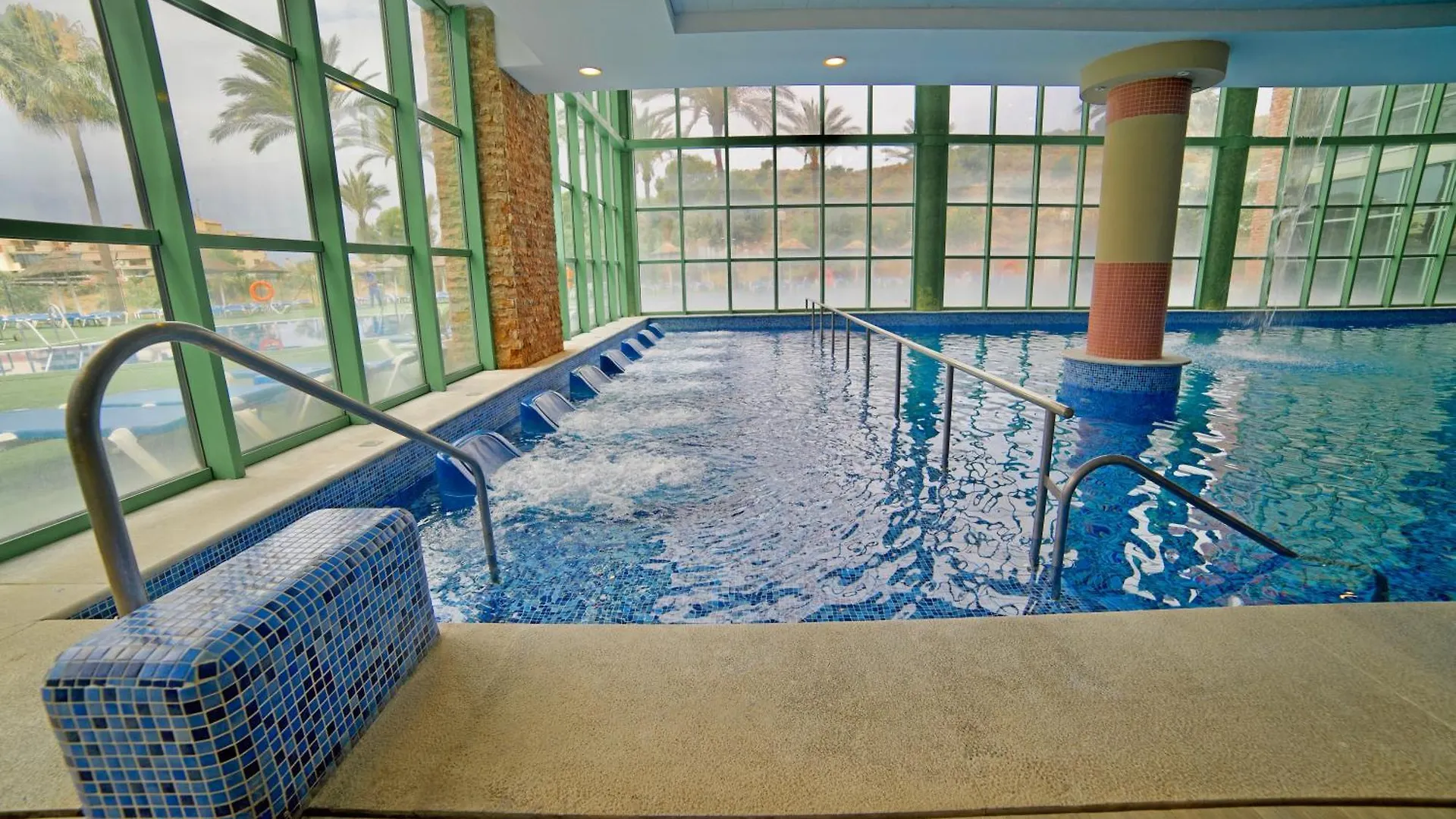Holiday World Riwo Hotel. Benalmadena Hotel