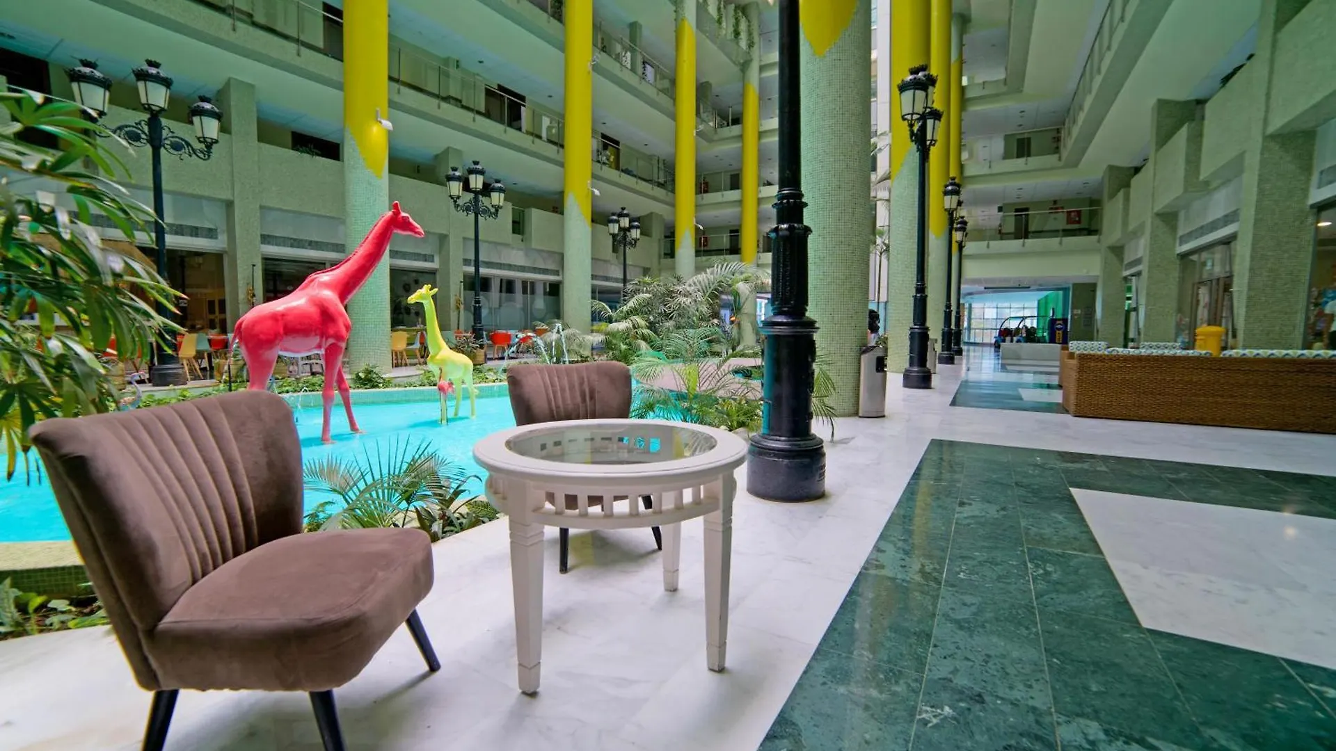 Hotel Holiday World Riwo Hotel. Benalmadena