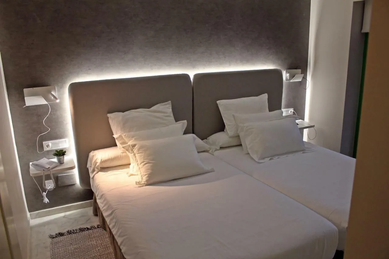 Holiday World Riwo Hotel. Benalmadena 4*,  Spain
