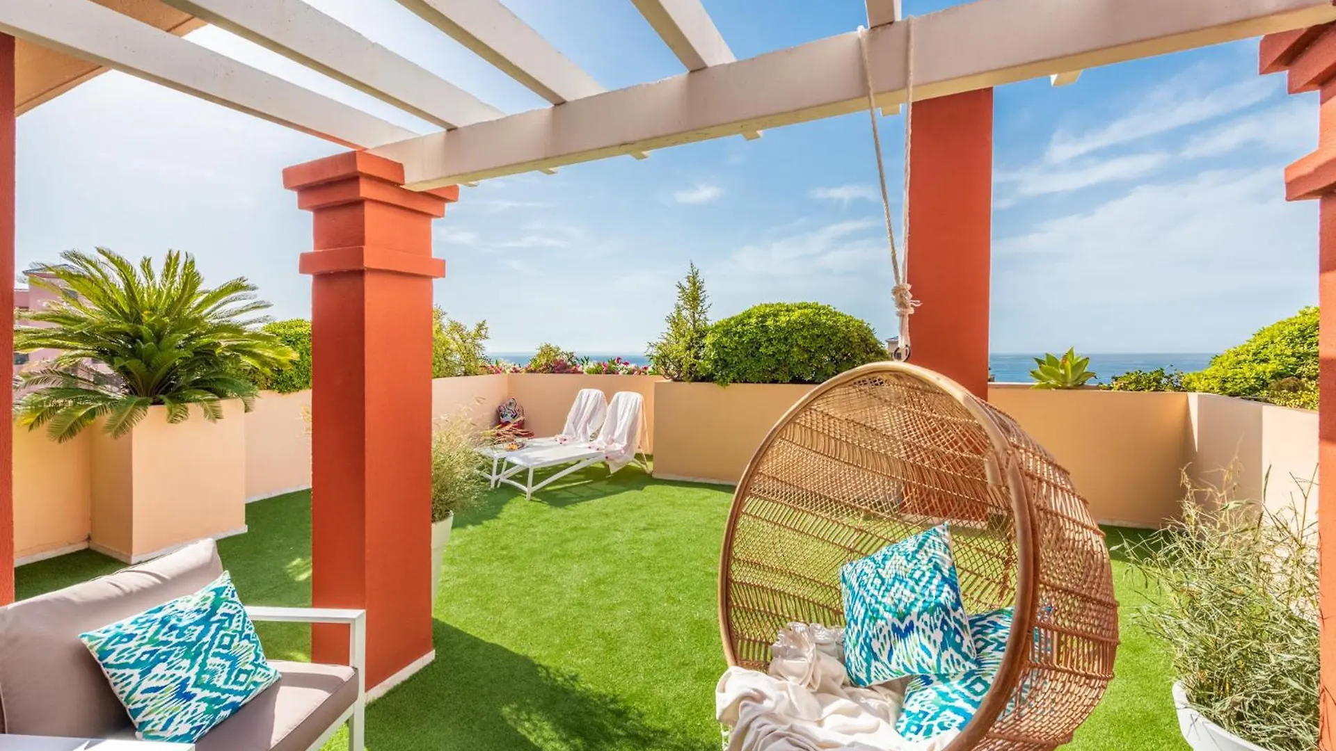 Holiday World Riwo Hotel. Benalmadena Hotel